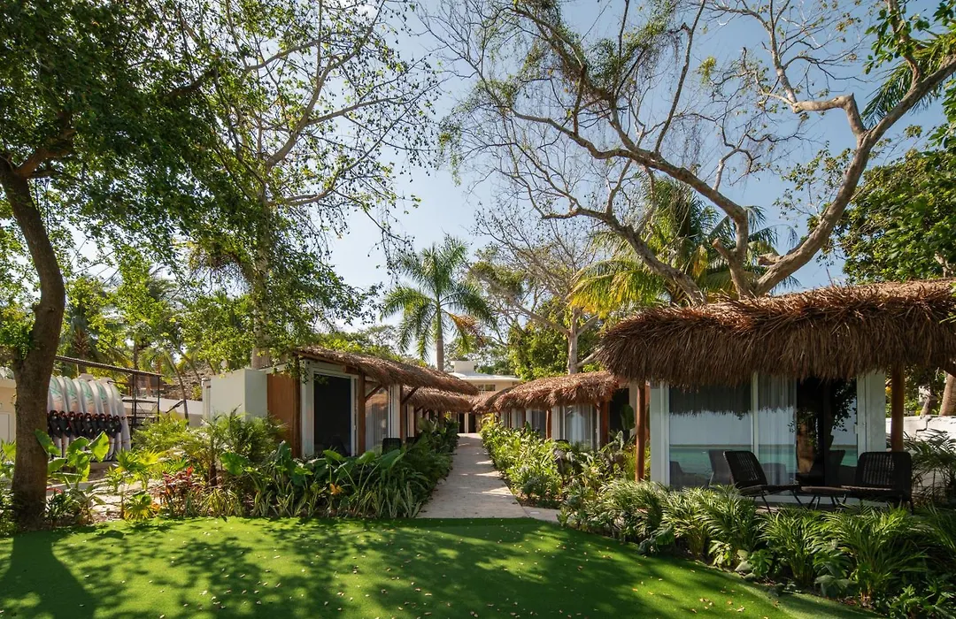 Casa Aakal Lagoon Front-1